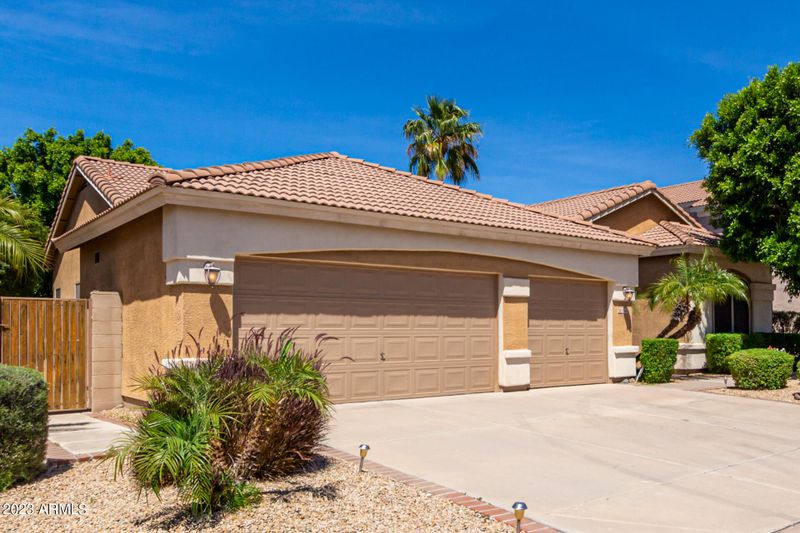 3260 E Javelina Ave, Mesa, AZ 85204