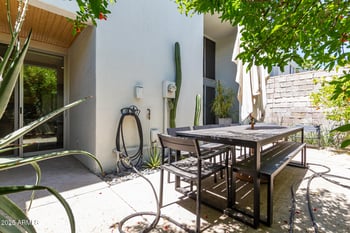 3263 Camelback Rd, Phoenix, AZ 85018