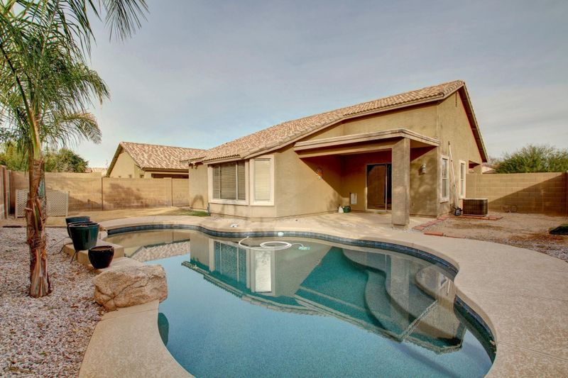 3263 E Woodside Way, Gilbert, AZ 85297