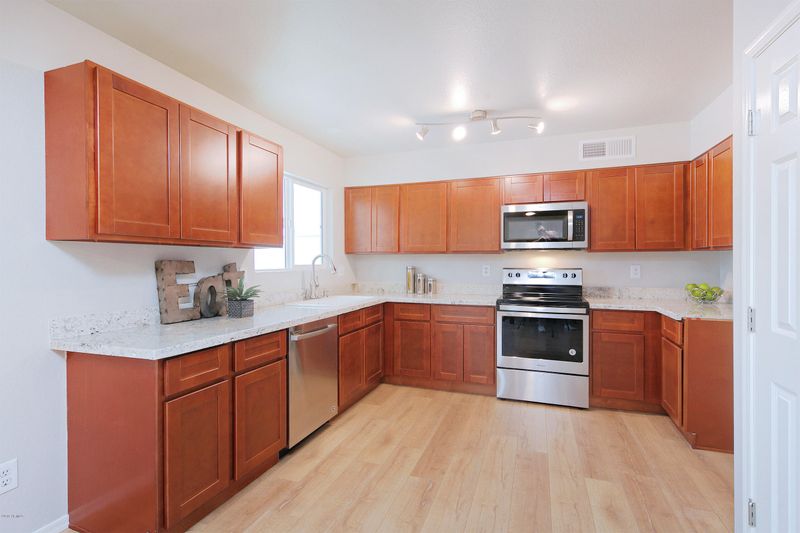 3264 E Carmel Ave, Mesa, AZ 85204