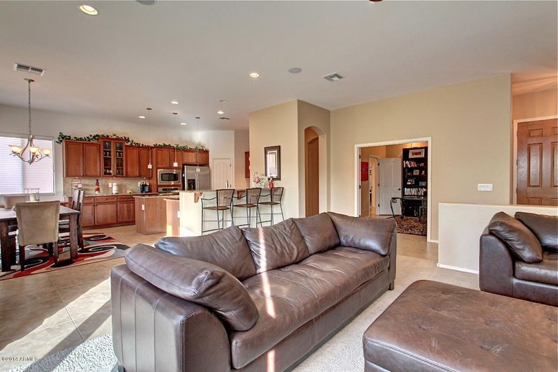 32644 N 24th Dr, Phoenix, AZ 85085