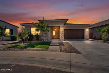 32649 Woodside Dr, San Tan Valley, AZ 85143