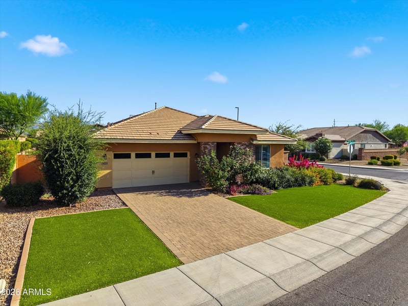 3265 Myrtabel Way, Gilbert, AZ 85298