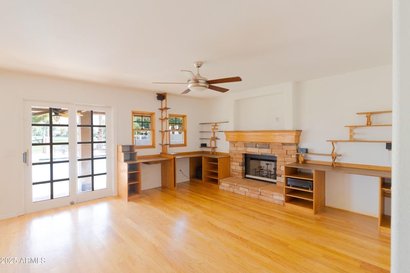 3265 Laguna Dr, Chandler, AZ 85248