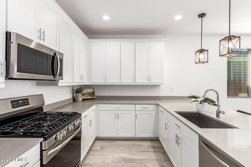 3266 Wild Dr, San Tan Valley, AZ 85143