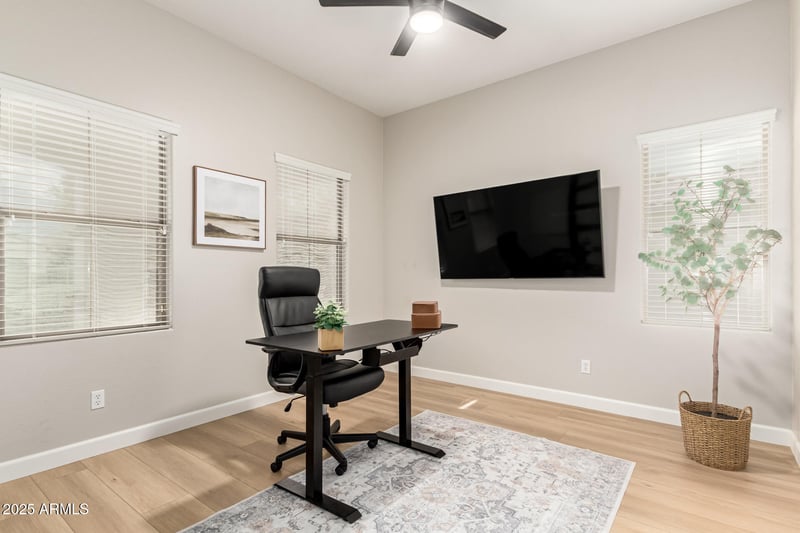 3266 Isaiah Ct, Gilbert, AZ 85298