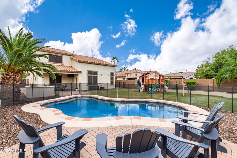 3266 Isaiah Ct, Gilbert, AZ 85298