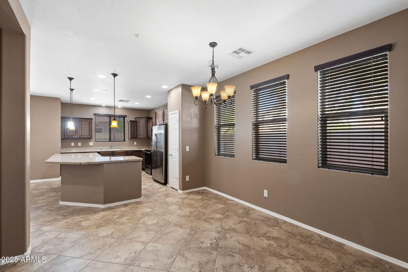 3266 Sports Dr, Gilbert, AZ 85298