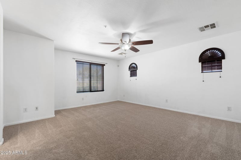 3266 Sports Dr, Gilbert, AZ 85298
