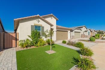 3266 Wild Dr, San Tan Valley, AZ 85143