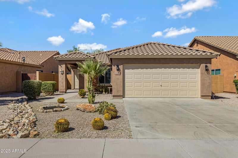 3268 Belle Ave, San Tan Valley, AZ 85144