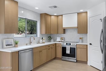 3268 Belle Ave, San Tan Valley, AZ 85144