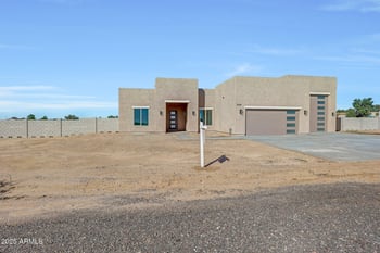 32684 213th Dr, Wittmann, AZ 85361
