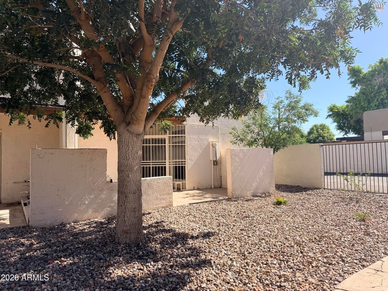 327 E Huntington Dr, Tempe, AZ 85282