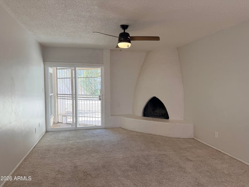 327 E Huntington Dr, Tempe, AZ 85282