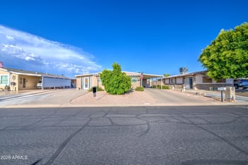 327 73rd Pl, Mesa, AZ 85208