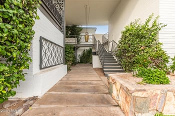 3270 Camelback Rd #213, Phoenix, AZ 85018