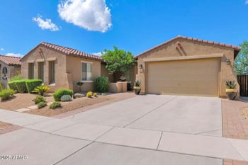 32718 18th Ln, Phoenix, AZ 85085