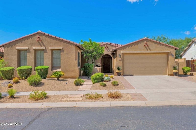 32718 18th Ln, Phoenix, AZ 85085