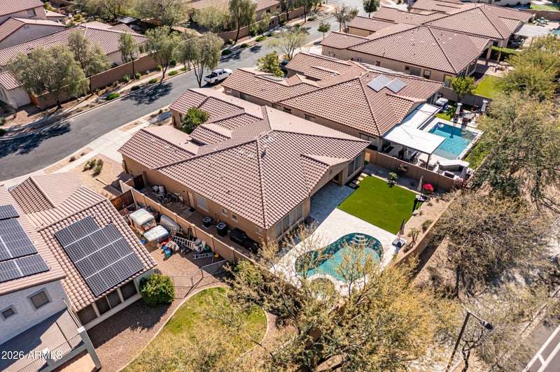 32718 18th Ln, Phoenix, AZ 85085