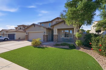 3274 Isaiah Ct, Gilbert, AZ 85298