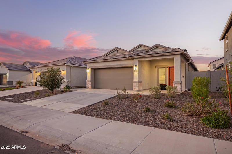 3274 Stradling Ave, Apache Junction, AZ 85120