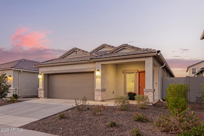 3274 Stradling Ave, Apache Junction, AZ 85120