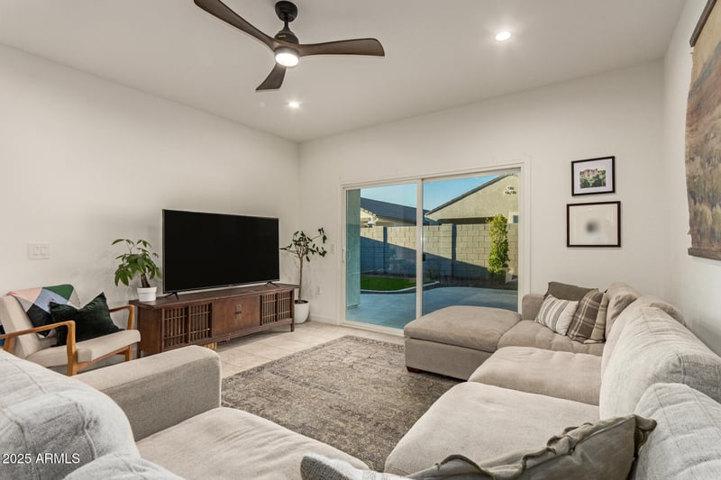 3274 Stradling Ave, Apache Junction, AZ 85120