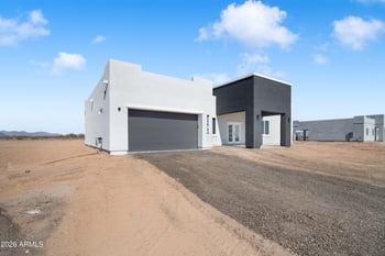 32744 Bellview St, Tonopah, AZ 85354