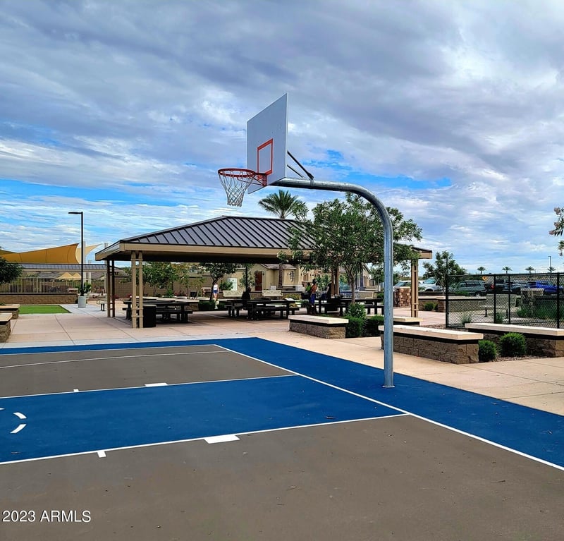 3279 Molino Rd, San Tan Valley, AZ 85144