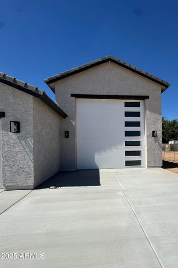 32790 213th Dr, Wittmann, AZ 85361