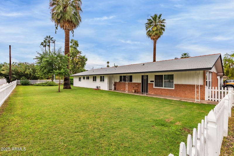 328 Bethany Home Rd, Phoenix, AZ 85012