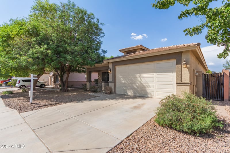 328 Dragon Tree Ave, San Tan Valley, AZ 85140