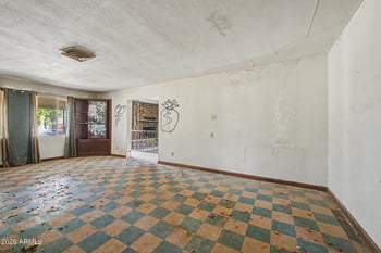 328 Delaware St, Chandler, AZ 85225