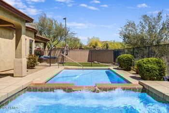 32819 23rd Ave, Phoenix, AZ 85085