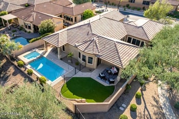 32819 23rd Ave, Phoenix, AZ 85085