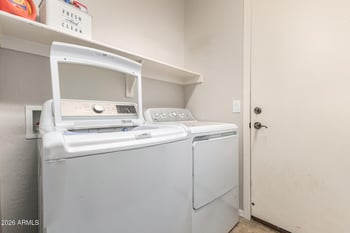 32819 23rd Ave, Phoenix, AZ 85085