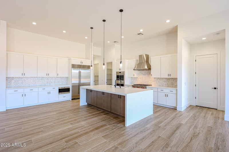 3283 Mesquite St, Phoenix, AZ 85086