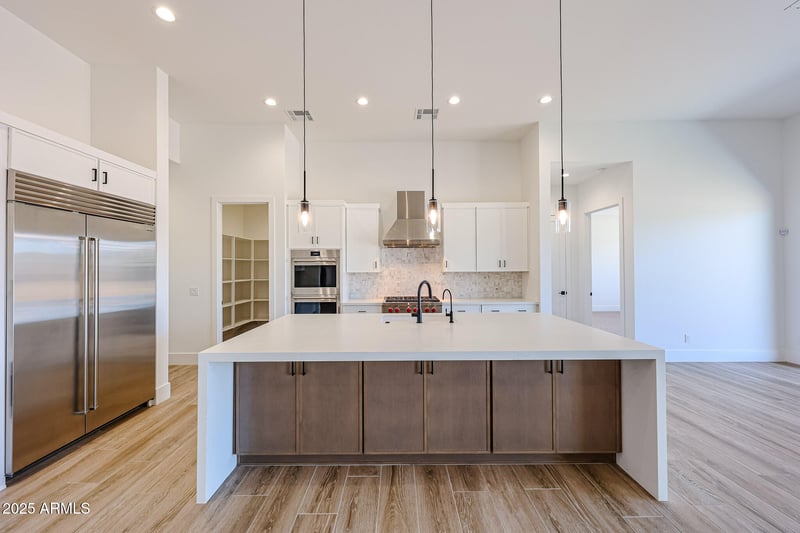 3283 Mesquite St, Phoenix, AZ 85086