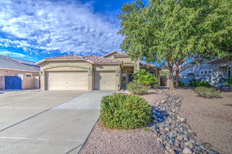 3284 Thornton Ave, Gilbert, AZ 85297