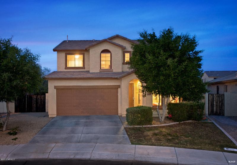 3286 E Powell Ct, Gilbert, AZ 85298