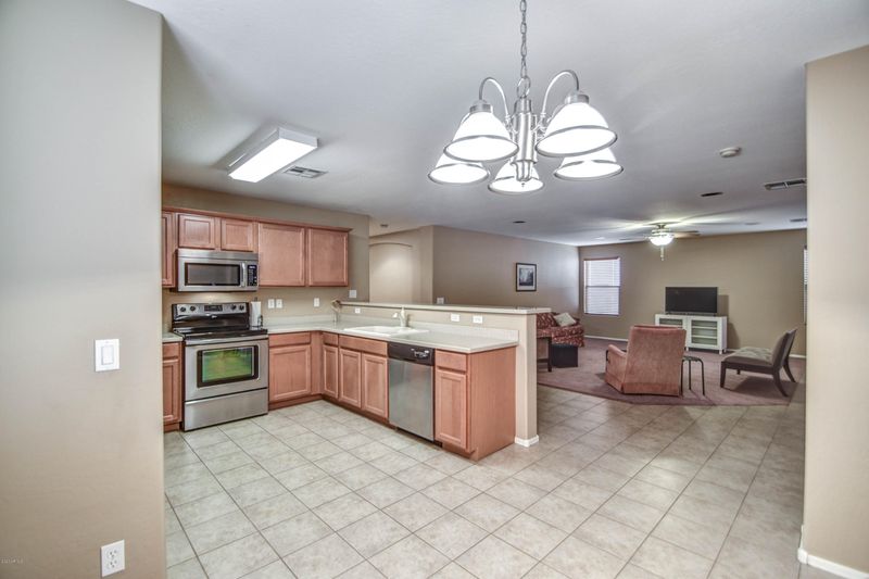 32861 N Cactus Way, Queen Creek, AZ 85144