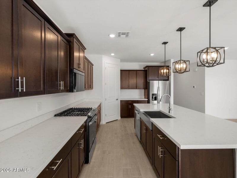 32883 Vineyard Ave, San Tan Valley, AZ 85143