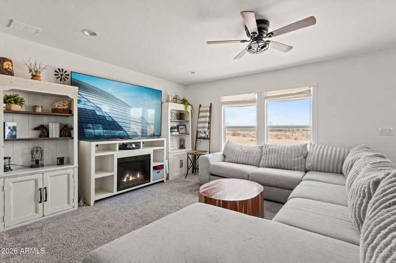 32890 228th Dr, Wittmann, AZ 85361
