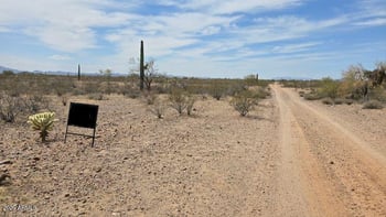328XX Carefree Hw #-, Wickenburg, AZ 85390
