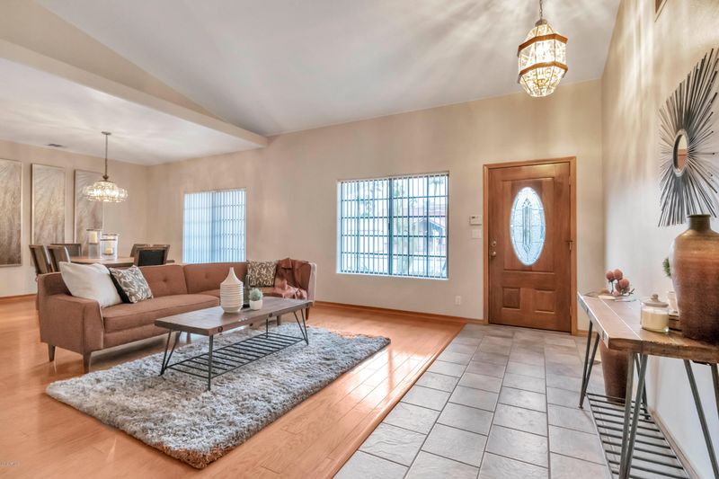 329 E Huber St, Mesa, AZ 85201