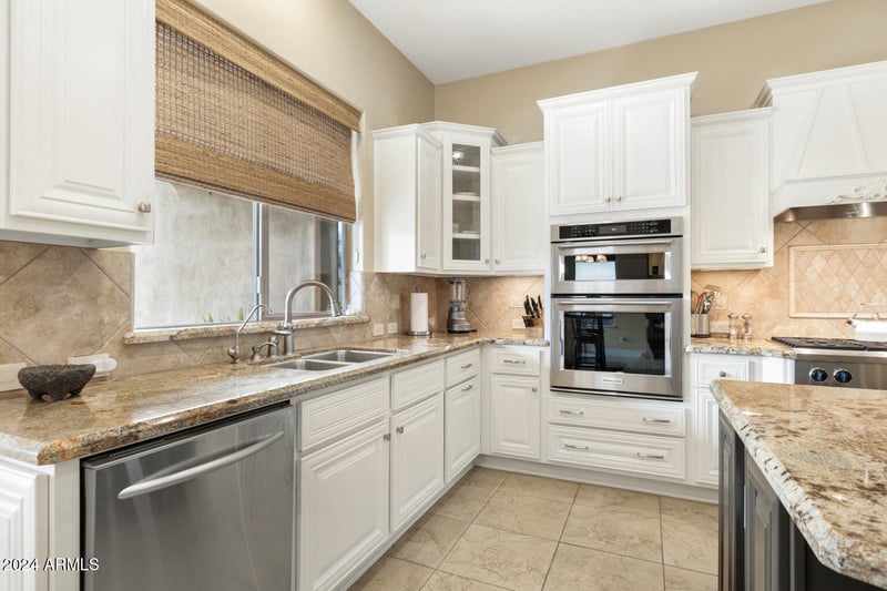3291 Cherrywood Pl, Chandler, AZ 85249