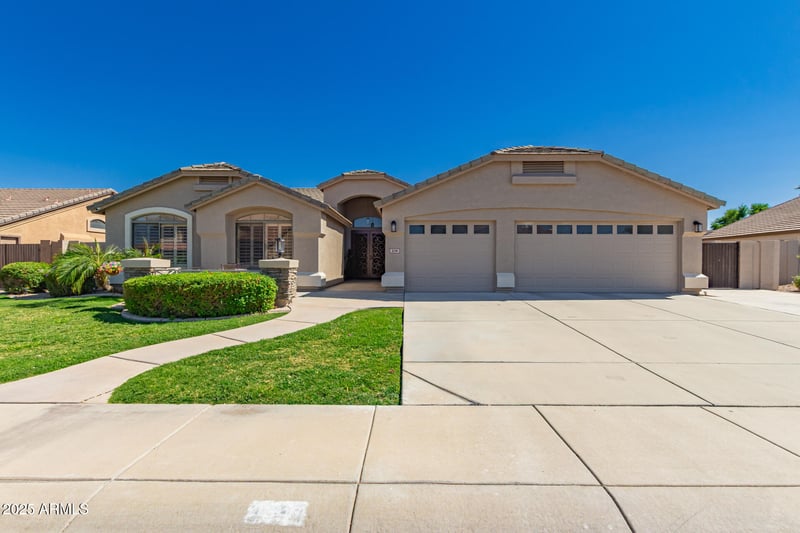 3291 Devonshire Ave, Gilbert, AZ 85297