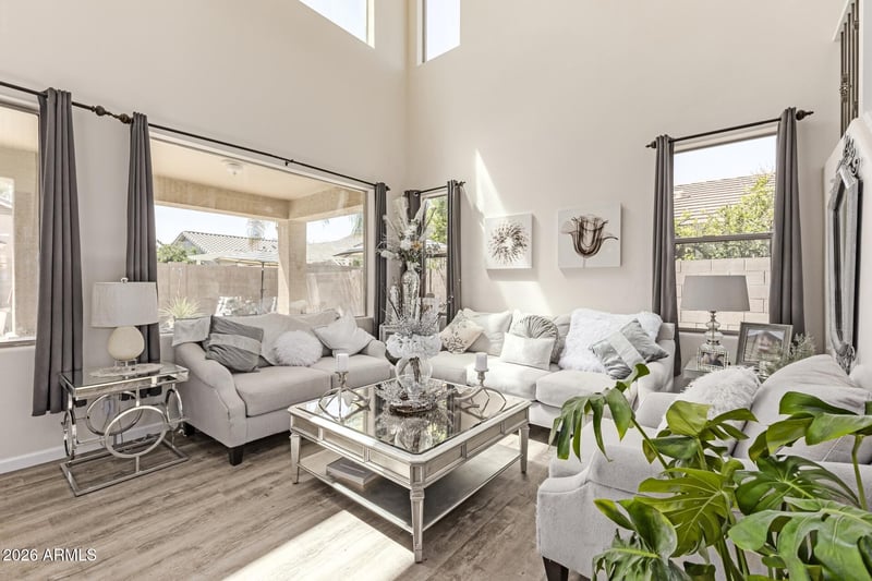3291 White Canyon Rd, San Tan Valley, AZ 85144