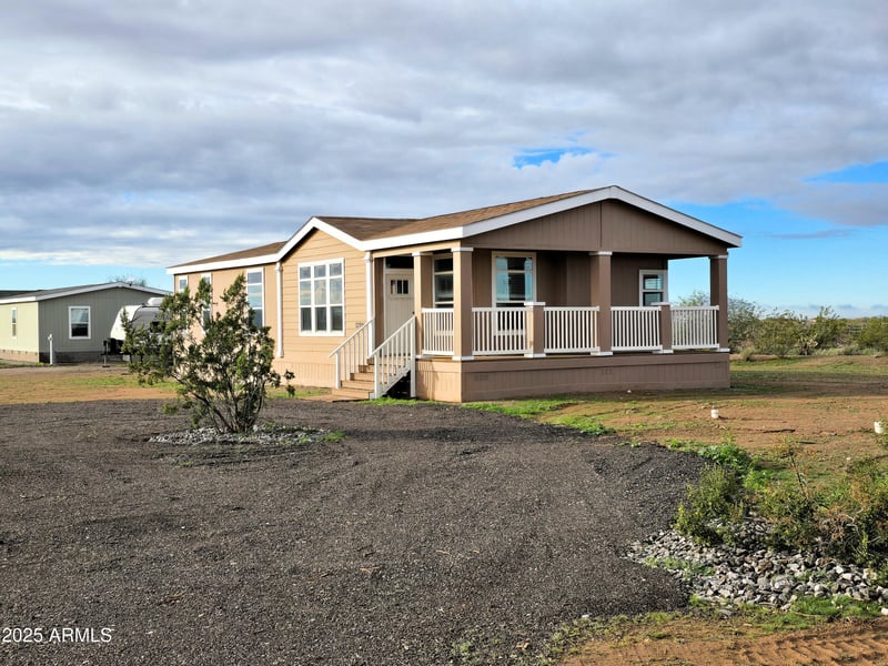 32916 228th Dr, Wittmann, AZ 85361